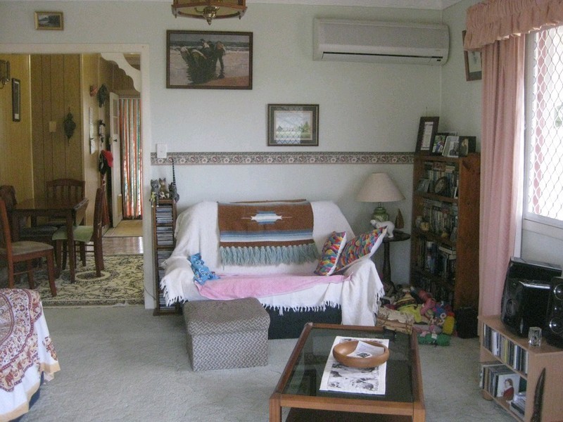 94 King Street, Woody Point QLD 4019