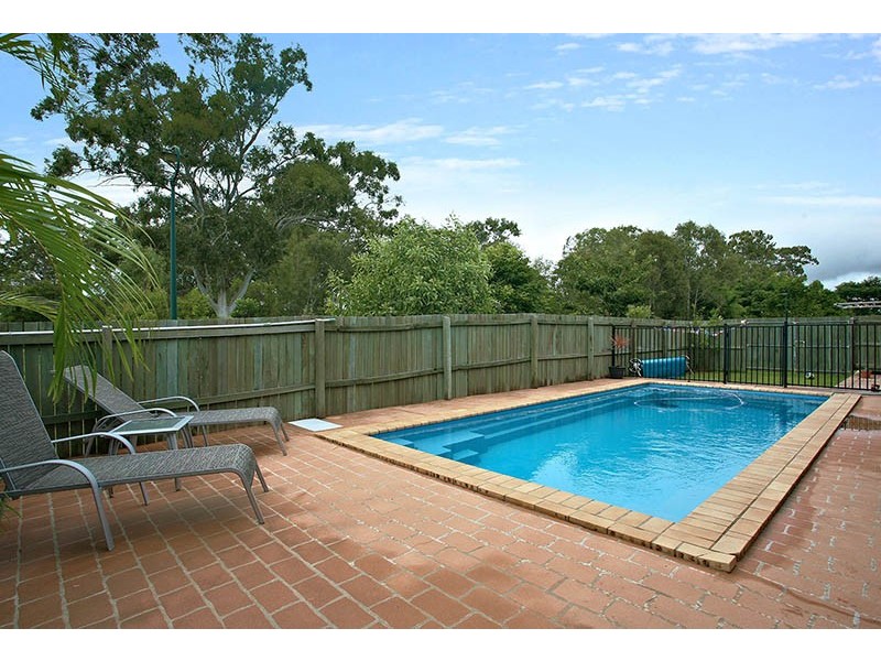 21 Aleisha Court, Redcliffe QLD 4020