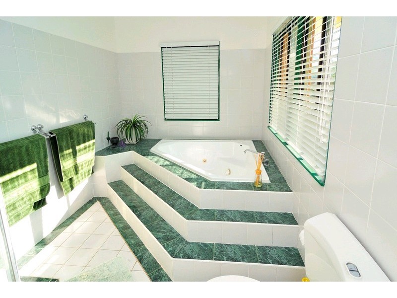 11 Dodds Street, Margate QLD 4019