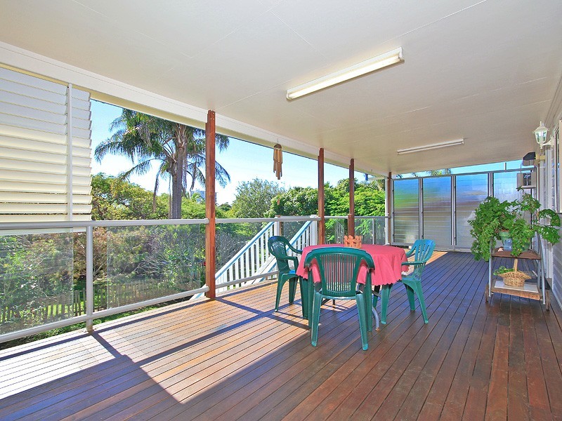 16 MacDonnell Road, Margate QLD 4019