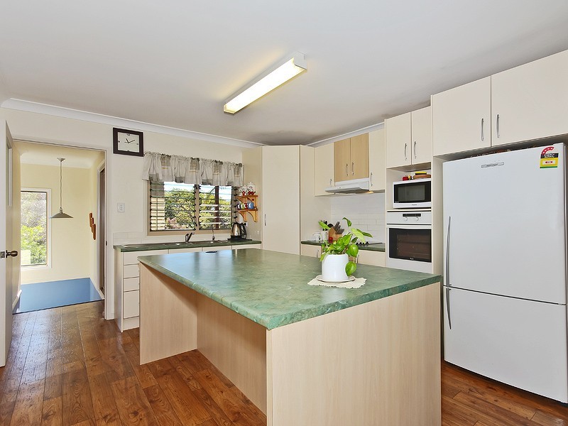 16 MacDonnell Road, Margate QLD 4019