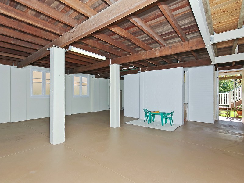 16 MacDonnell Road, Margate QLD 4019