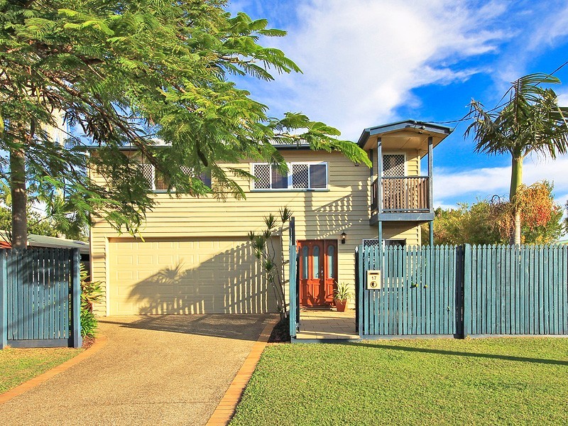 17 Garnet Street, Scarborough QLD 4020
