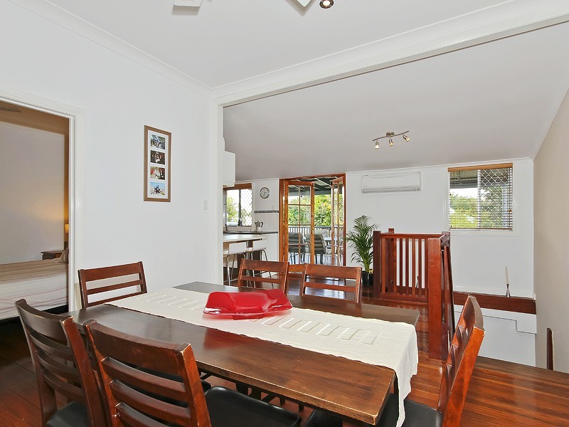 17 Garnet Street, Scarborough QLD 4020