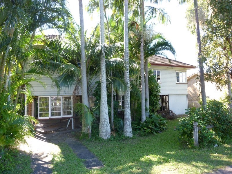 22 Klingner Road, Redcliffe QLD 4020