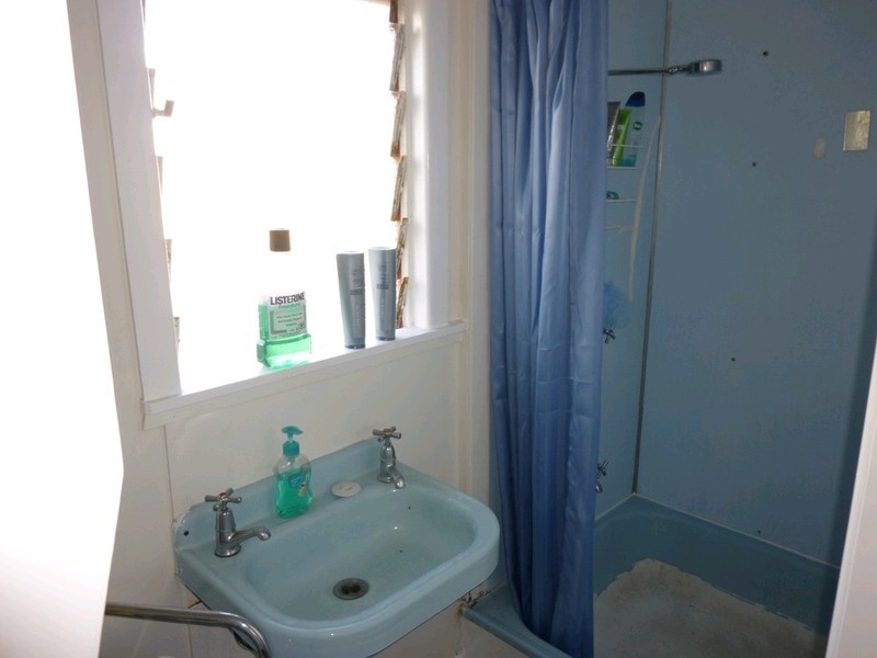 5 Baldwin Street, Redcliffe QLD 4020