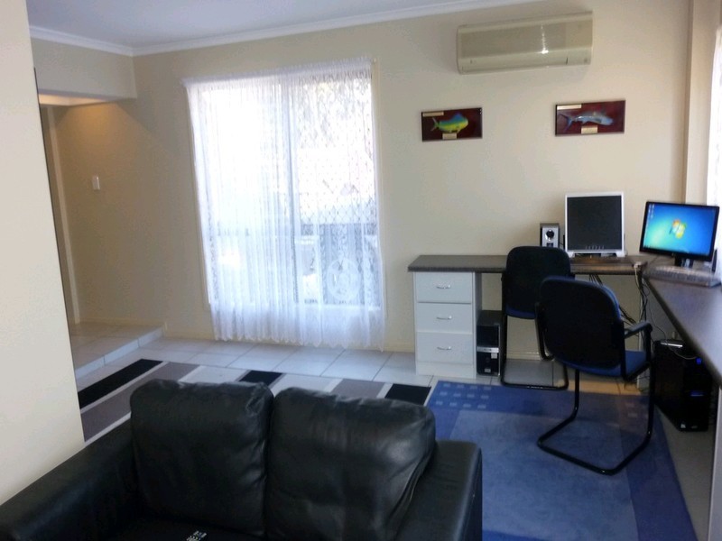 1 Kareela Court, Kippa-ring QLD 4021