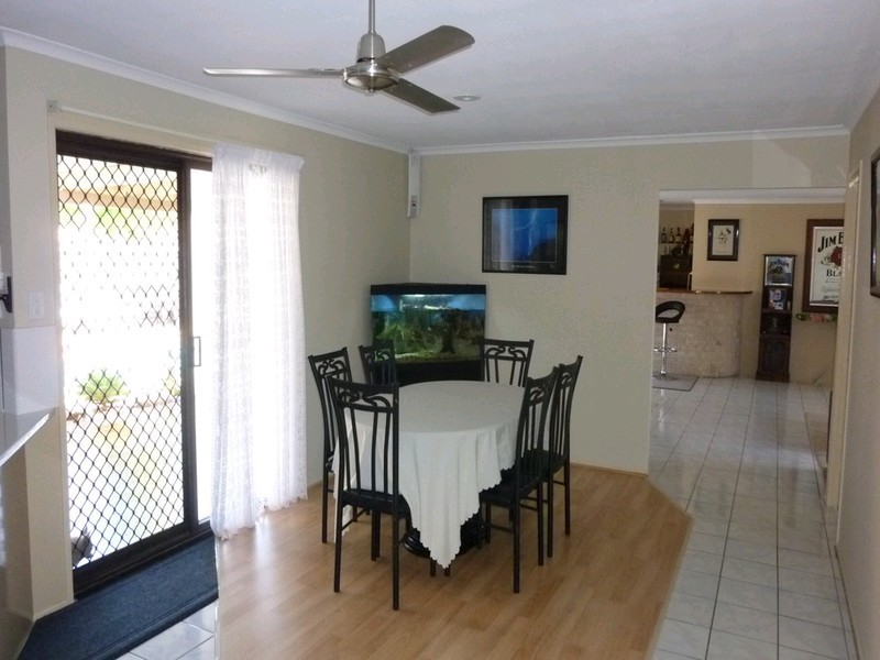 1 Kareela Court, Kippa-ring QLD 4021