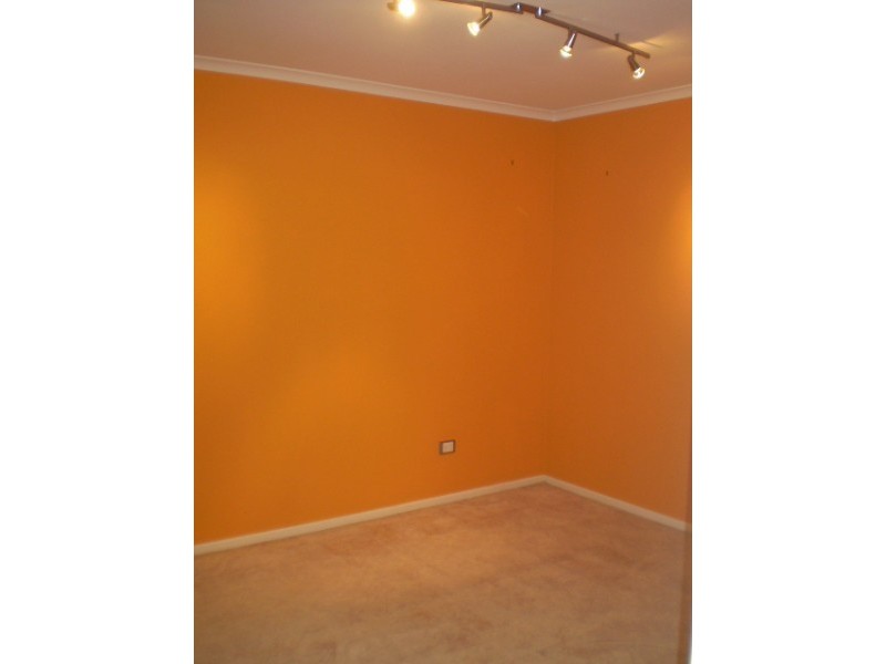 9 Caldicot, Carindale QLD 4152