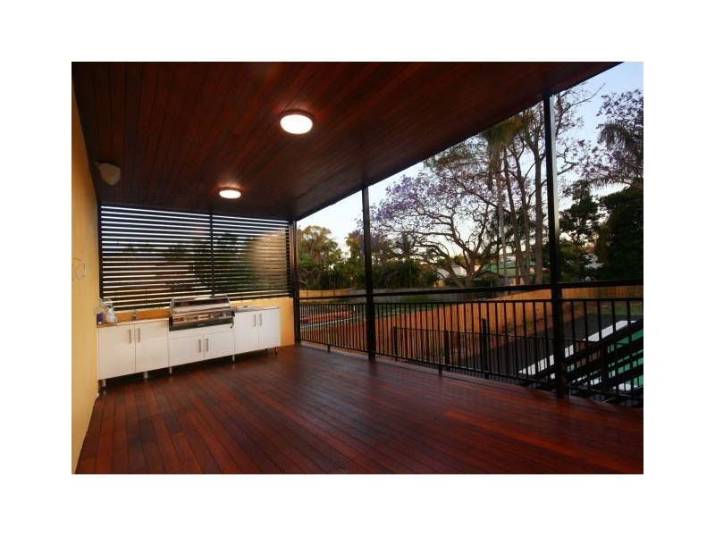 Seven Hills QLD 4170