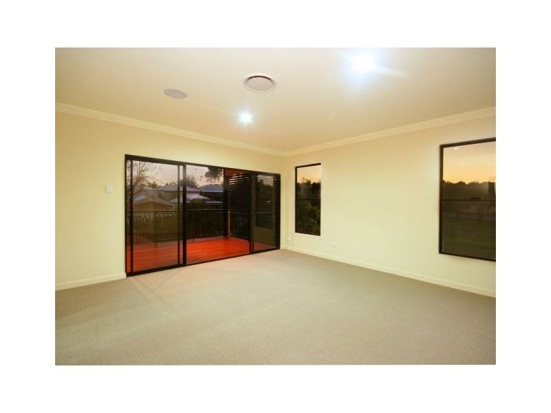 Seven Hills QLD 4170