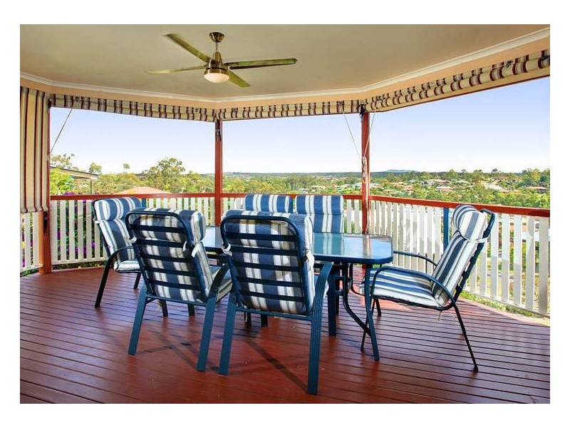 1 Kardina Court, Eatons Hill QLD 4037