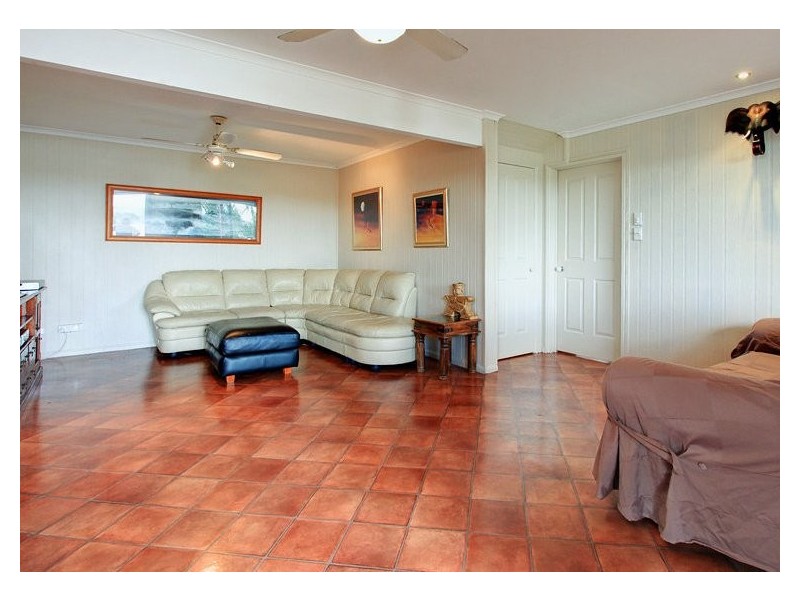 1 Kardina Court, Eatons Hill QLD 4037