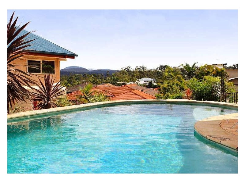 1 Kardina Court, Eatons Hill QLD 4037