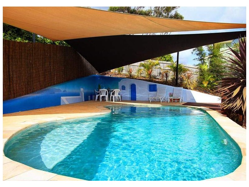 1 Kardina Court, Eatons Hill QLD 4037