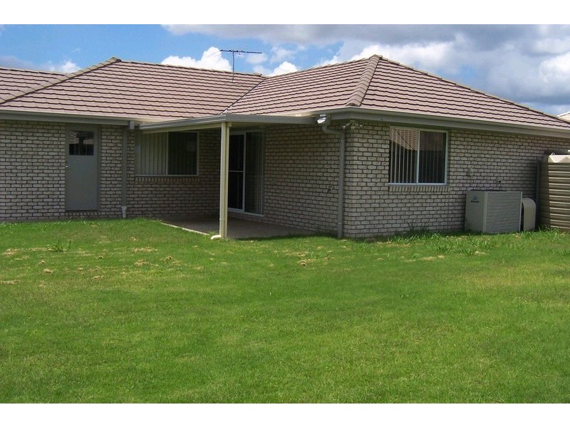 13 Dear Place, Bellmere QLD 4510