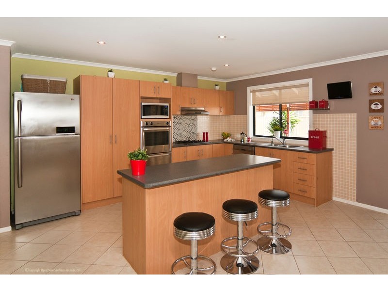 6 Barramundi Way, Aldinga Beach SA 5173