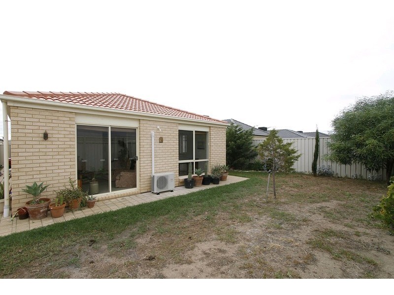 14 Blue Bay Avenue, Aldinga Beach SA 5173