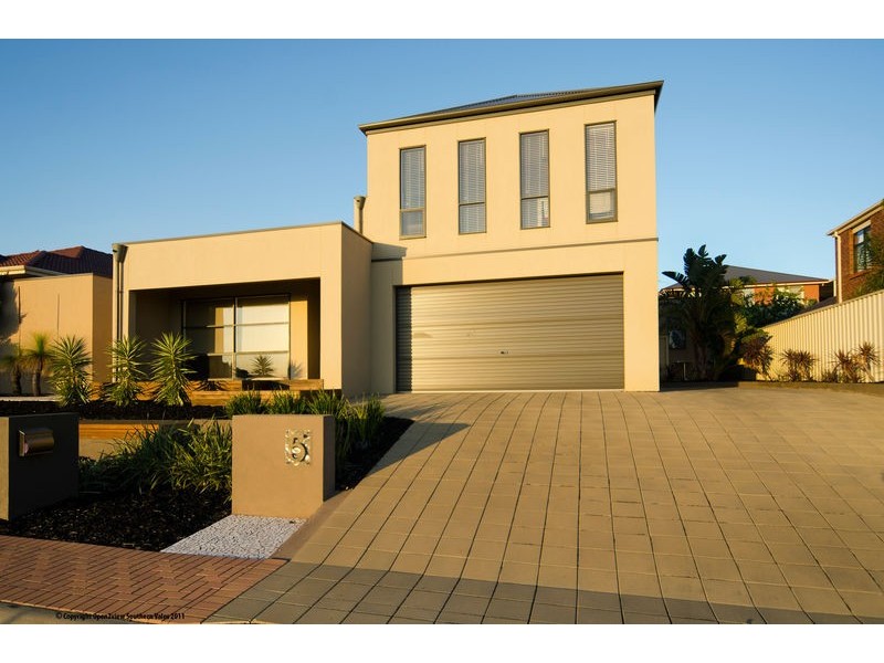 5 Brookside Crescent, Seaford Rise SA 5169