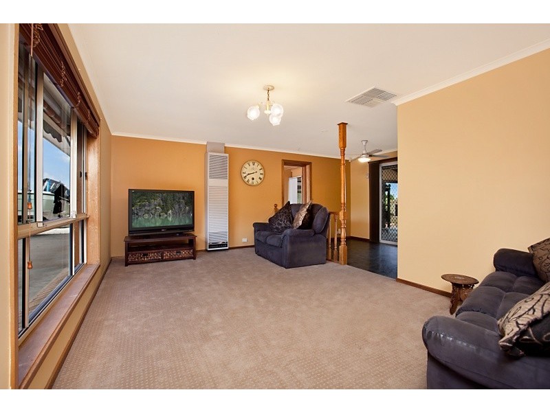 7 Thaxted Court, Morphett Vale SA 5162