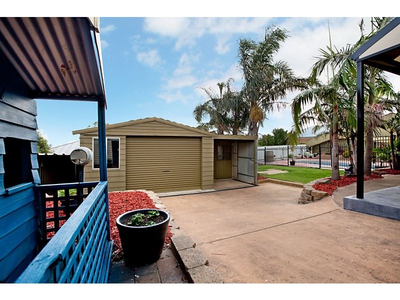 7 Thaxted Court, Morphett Vale SA 5162