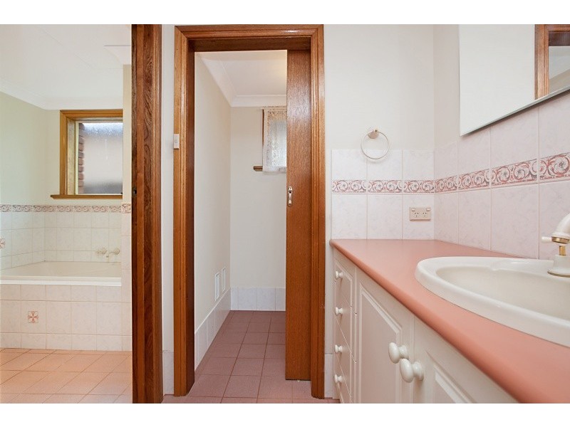 11 Methodist Street, Willunga SA 5172