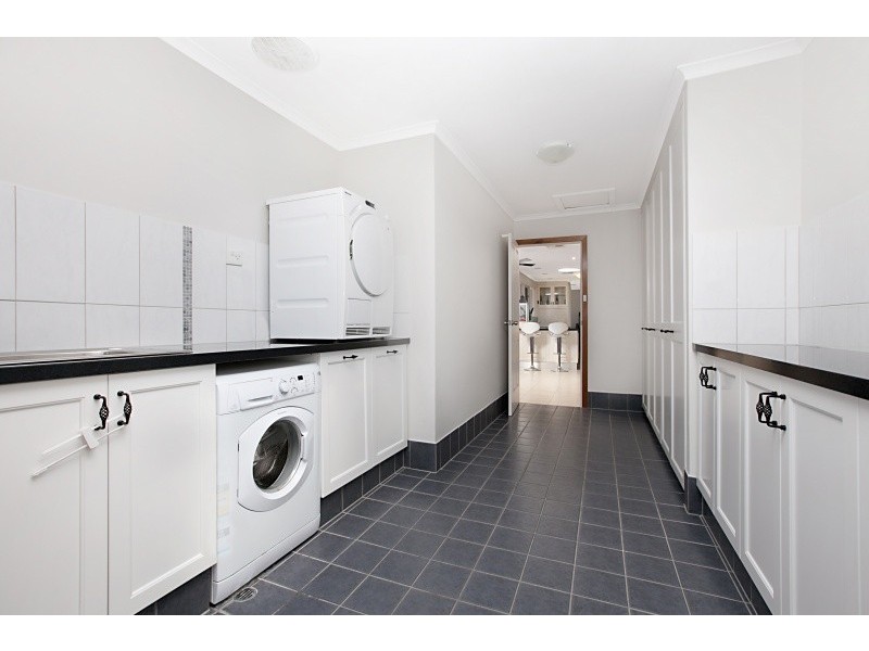 180 Seaview Road, Mclaren Vale SA 5171