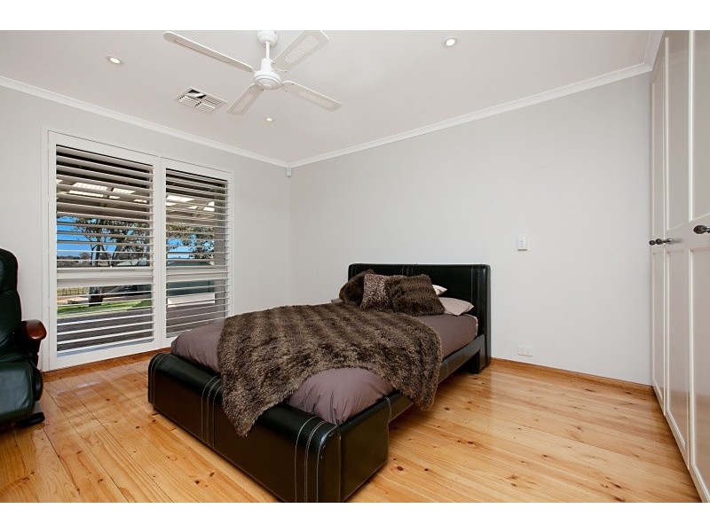 180 Seaview Road, Mclaren Vale SA 5171