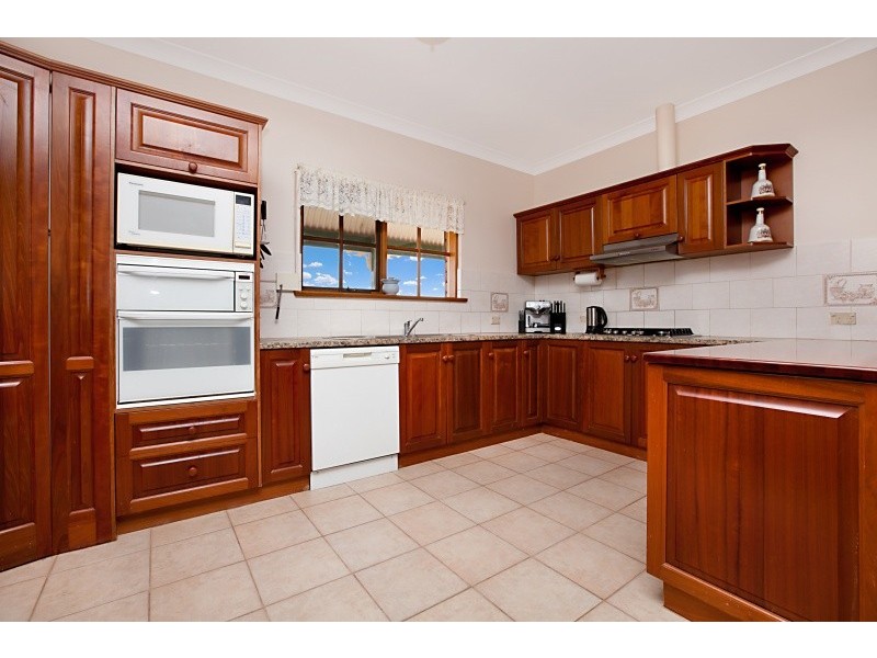 23 Kulkyne Way, Port Noarlunga SA 5167
