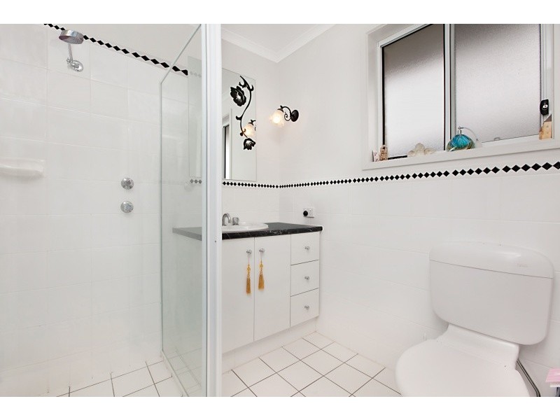 4 Sapphire Way, Aldinga Beach SA 5173