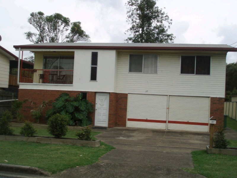 37 Jarrah Street, Raceview QLD 4305