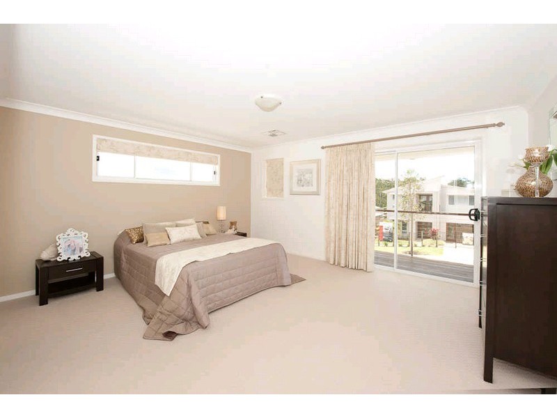 4 Boronia Court, Springfield Lakes QLD 4300