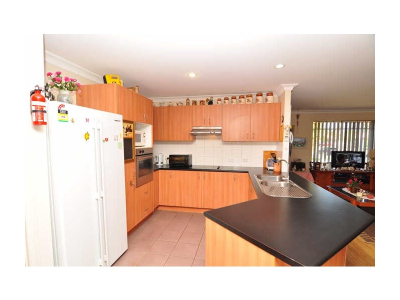28 Eden Crescent, Springfield Lakes QLD 4300