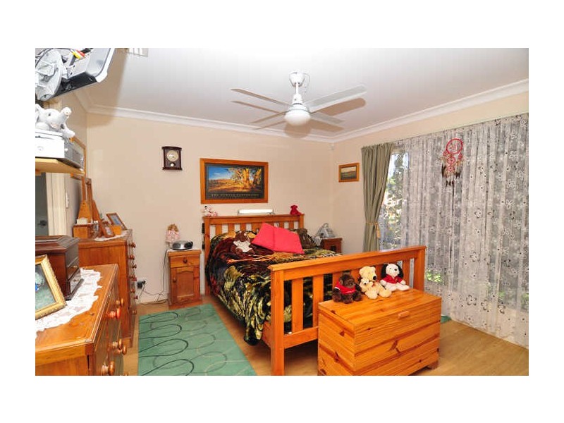 28 Eden Crescent, Springfield Lakes QLD 4300