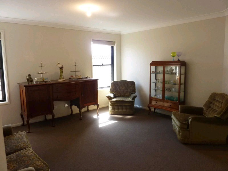 30 Carnarvon Ave, Springfield Lakes QLD 4300
