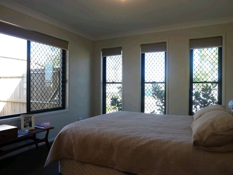 30 Carnarvon Ave, Springfield Lakes QLD 4300