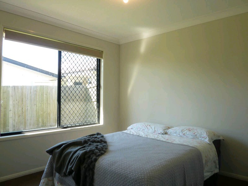 30 Carnarvon Ave, Springfield Lakes QLD 4300