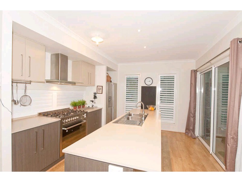 13 Clearpoint Way, Springfield Lakes QLD 4300