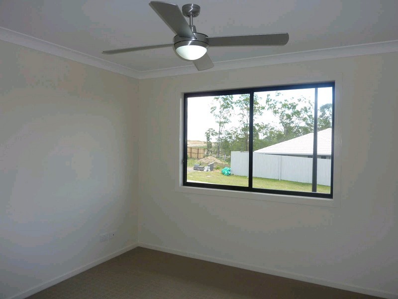 2206 Brock Drive, Springfield Lakes QLD 4300