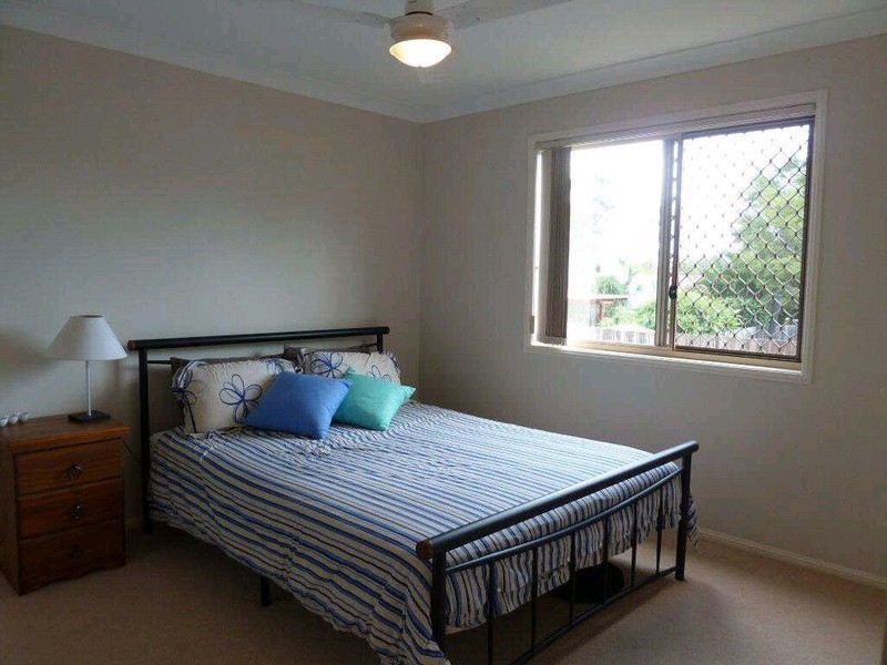 37 Berkshire Place, Springfield Lakes QLD 4300