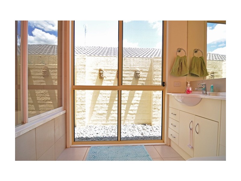 Springfield Lakes QLD 4300