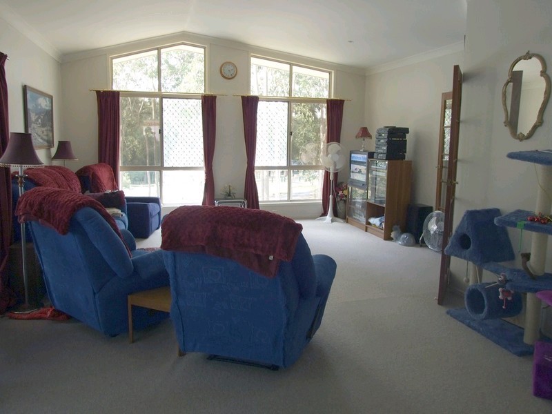 28 Woodswallow Court, Greenbank QLD 4124