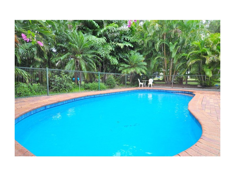 8 Kertes Road, Camira QLD 4300