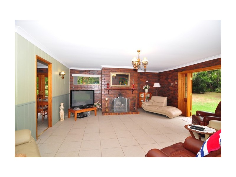8 Kertes Road, Camira QLD 4300