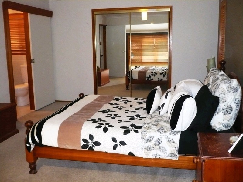 Camira QLD 4300