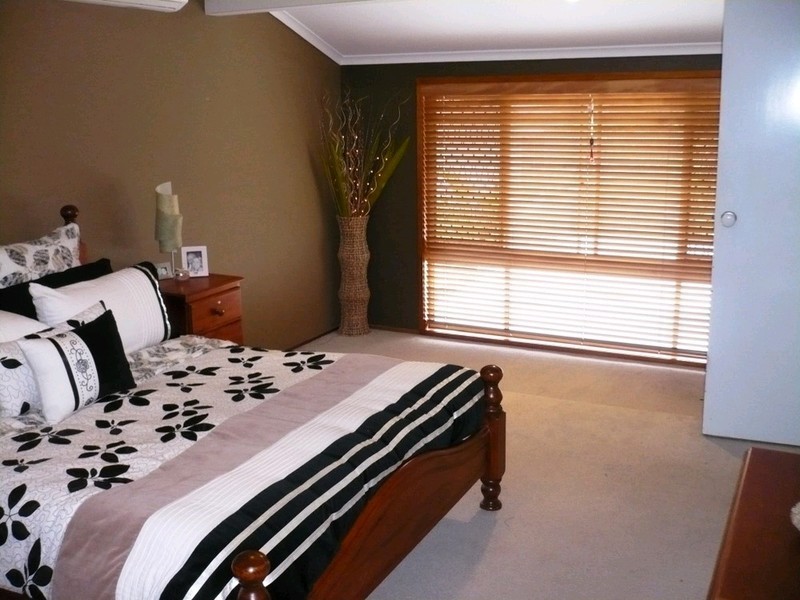 Camira QLD 4300
