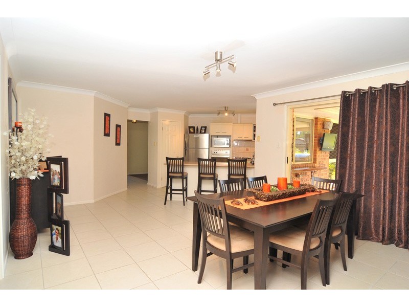 12 Maple  Avenue, Camira QLD 4300