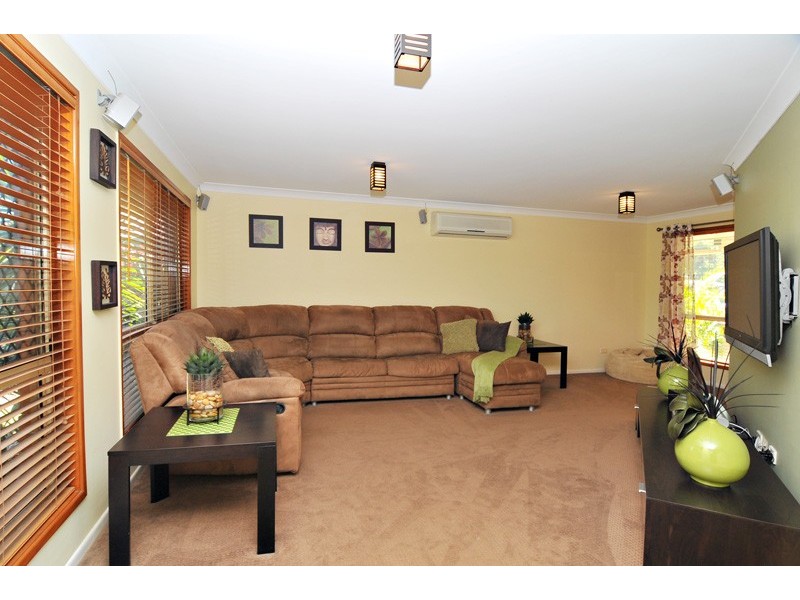 12 Maple  Avenue, Camira QLD 4300