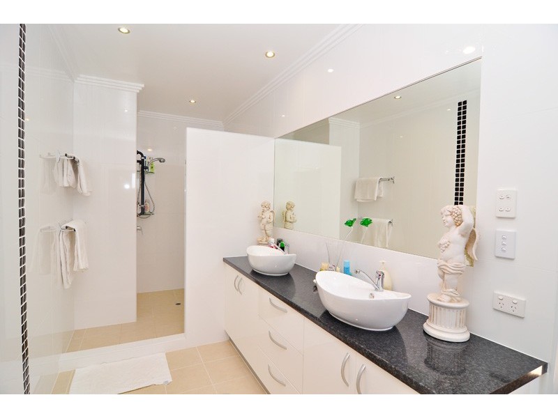 168 Spinebill Drive, Greenbank QLD 4124