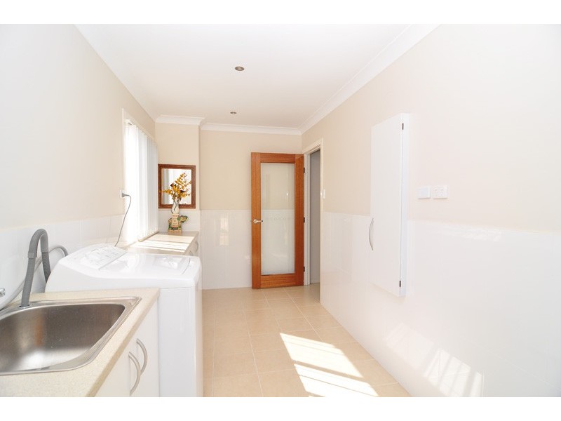 168 Spinebill Drive, Greenbank QLD 4124